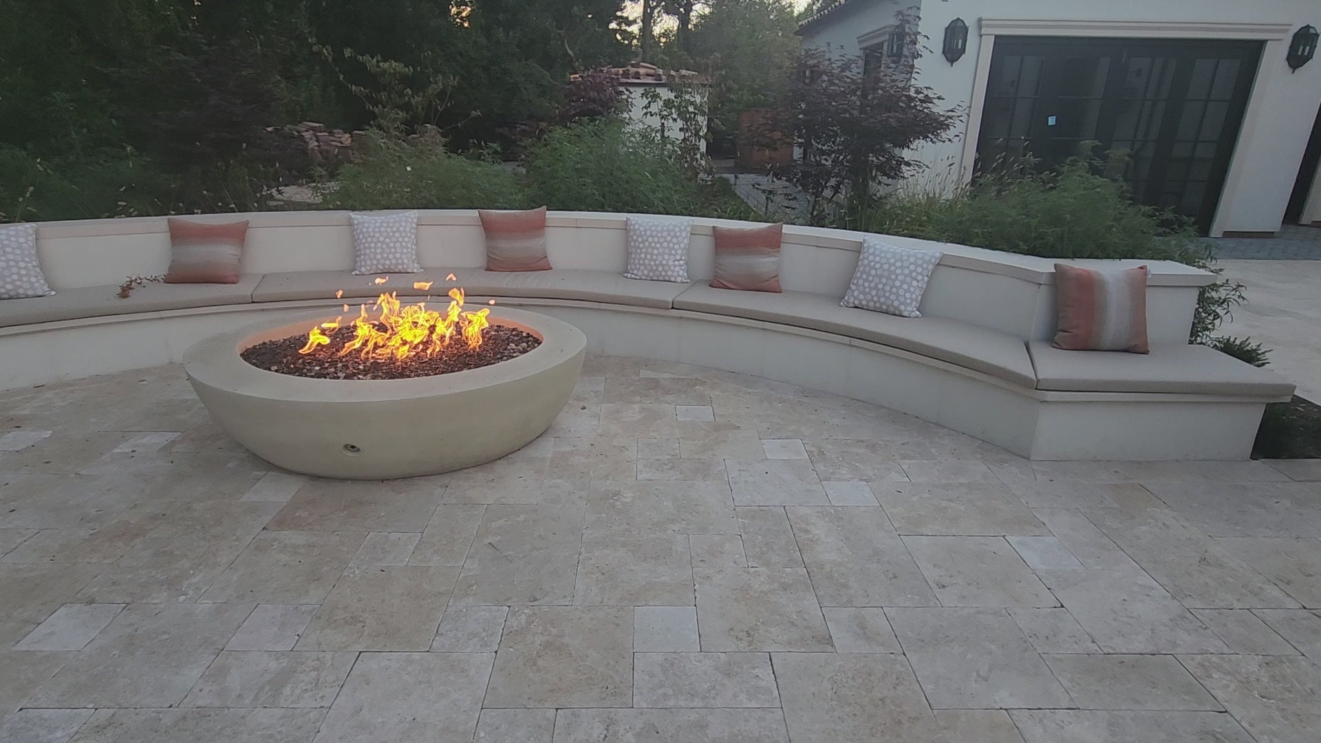 Ovale Edge Fire Bowl Table 72" x 55" x 18" h Pearl White