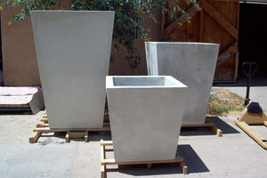 The Timely Planter 24" w x24" l x 45"h Planter Boxes Concrete Creations 