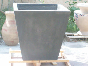 The Timely Planter Contemporary / Modern planters Concrete Creations 