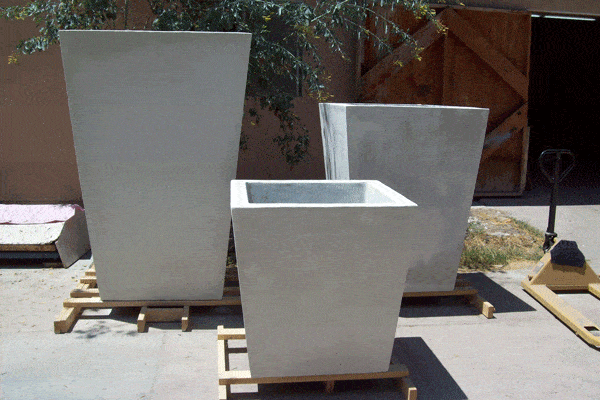 The Timely Planter Contemporary / Modern planters Concrete Creations 